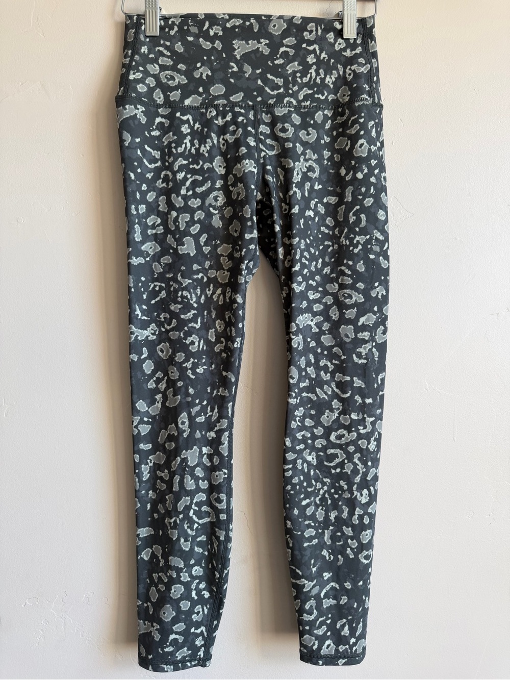 Women’s Varley Cheetah Print Yoga Legging Size Medium